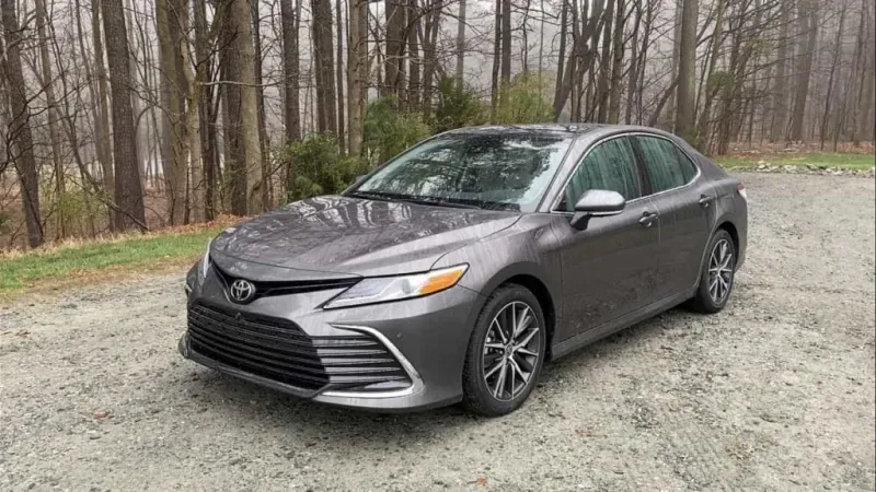 Toyota Camry 2021